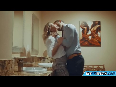 ❤️ Калі грудастая бландынка спакушае цябе ў грамадскім туалете ❤️❌ Анал порна у порна be.nomescriativos.top ️❤